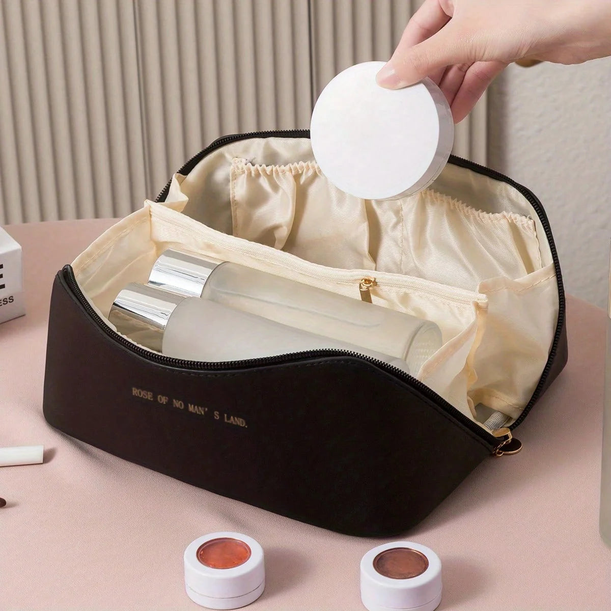 KentDO™ Luxury Travel Makeup Organizer – Stylish & Spacious