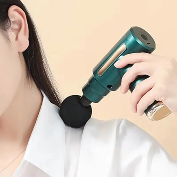 KentDO customer using full body massager